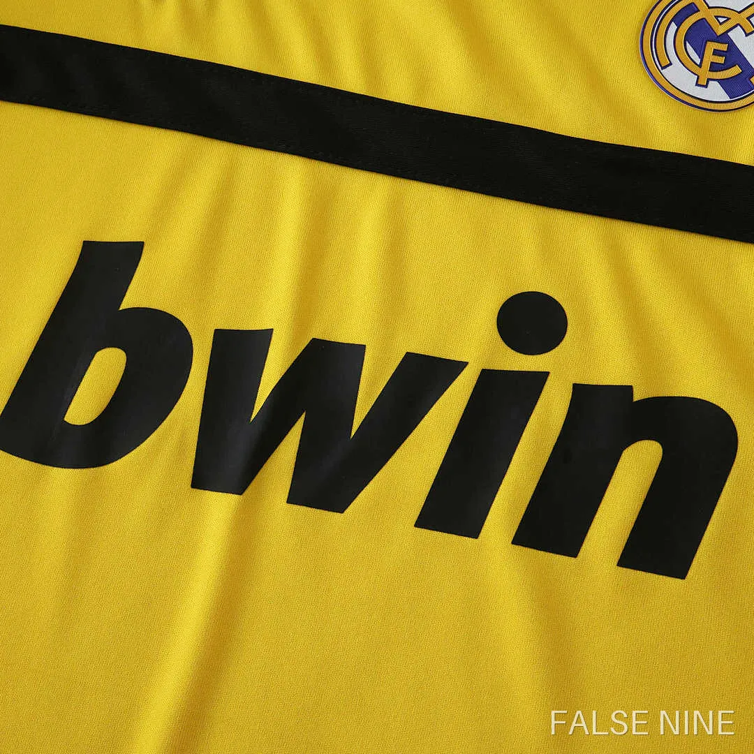 Real Madrid 2011-12 Goalkeeper Kids Kit (Retro), photo 6