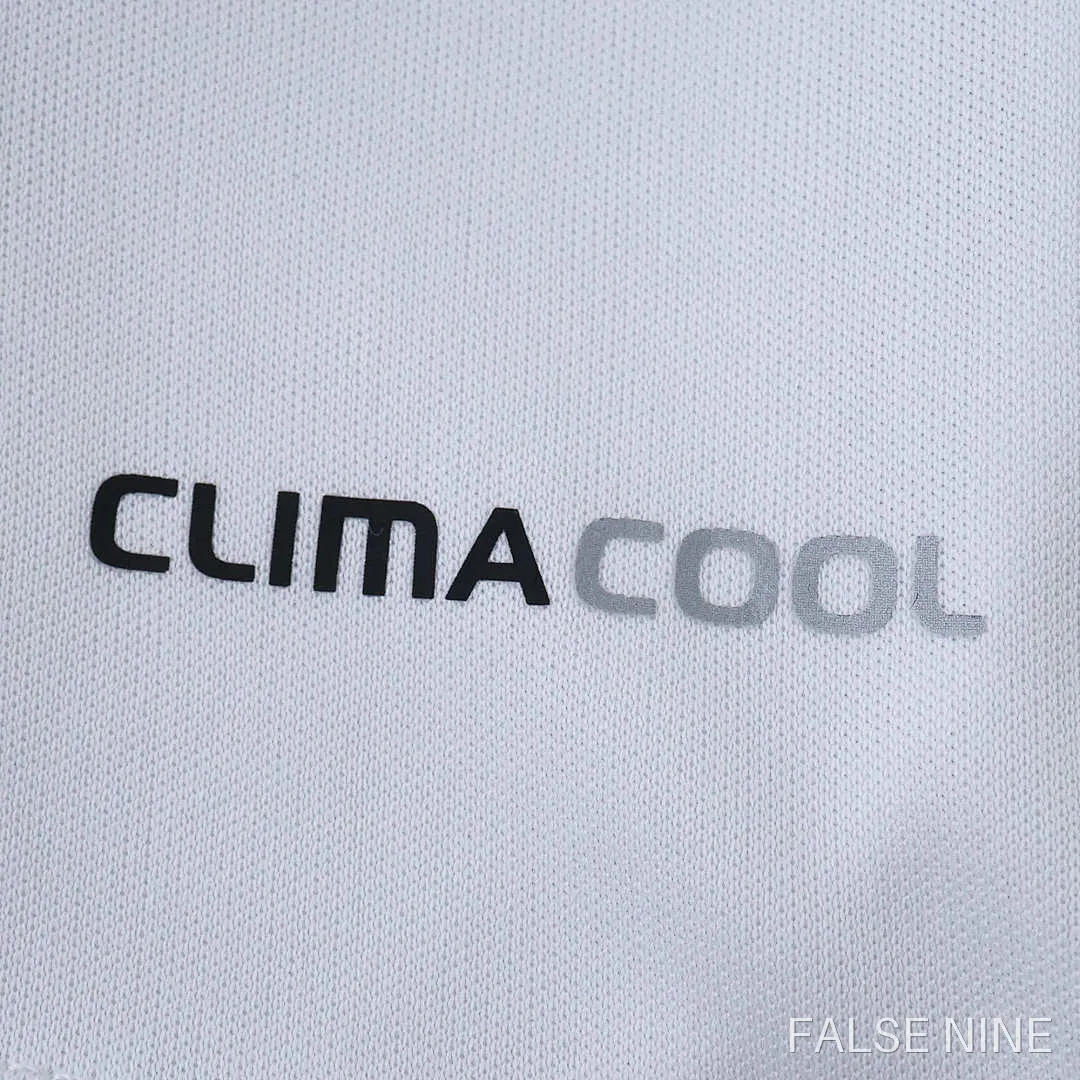 Real Madrid 11/12 Home Kids Kit, photo 10