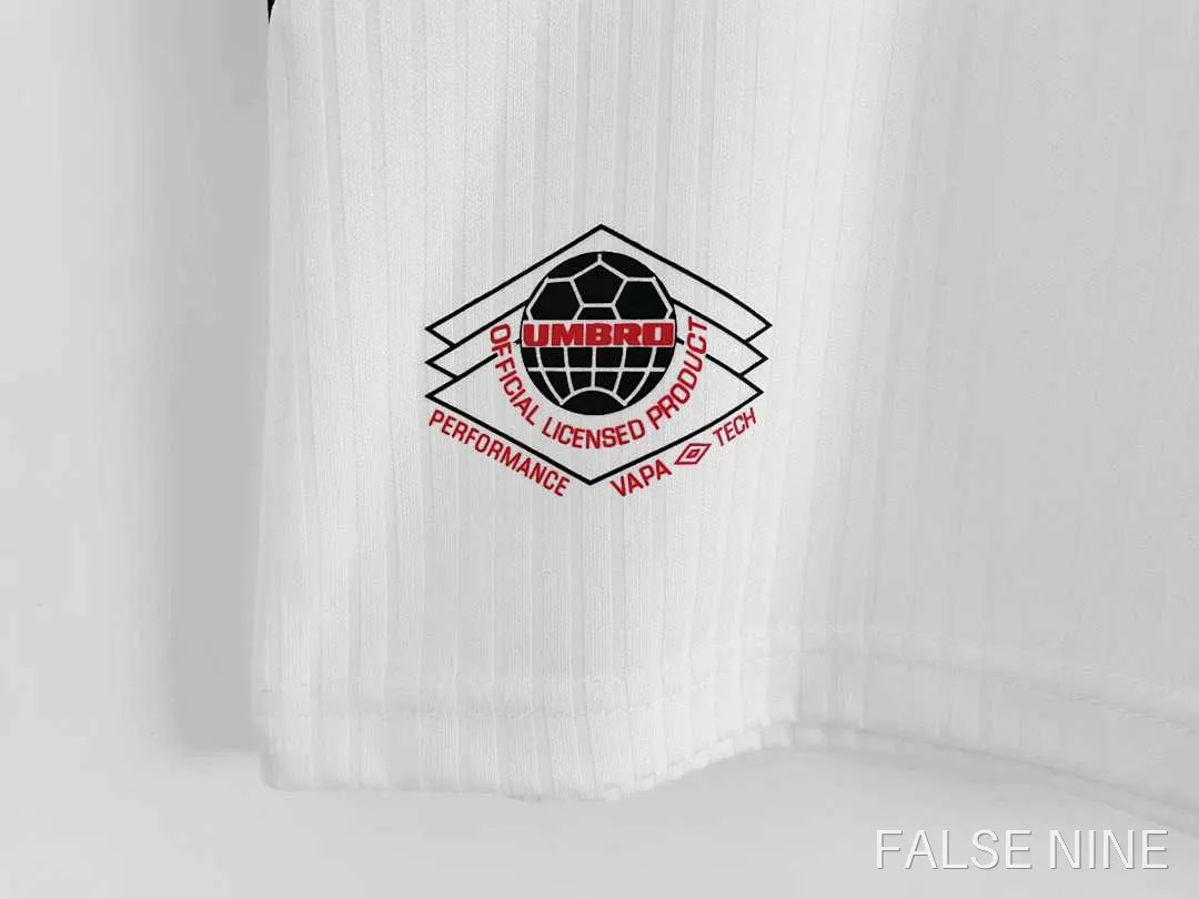 England 1998 Home Shirt (Retro Fan Version), photo 2