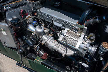 https://storage.googleapis.com/fantasy-car-photos/cars/01498/DSCF7943__medium.jpeg