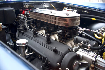 https://storage.googleapis.com/fantasy-car-photos/cars/03452/FJ_9396__medium.jpeg