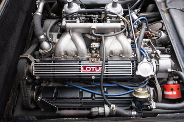 https://storage.googleapis.com/fantasy-car-photos/cars/04373/DSCF4716__medium.jpeg