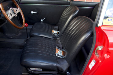 https://storage.googleapis.com/fantasy-car-photos/cars/04659/FJ_5251__medium.jpeg