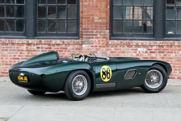 https://storage.googleapis.com/fantasy-car-photos/cars/04708/rear-qtr-high-2__medium.JPG