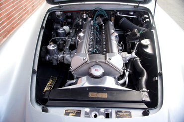 https://storage.googleapis.com/fantasy-car-photos/cars/04793/FJ_1420__medium.jpeg