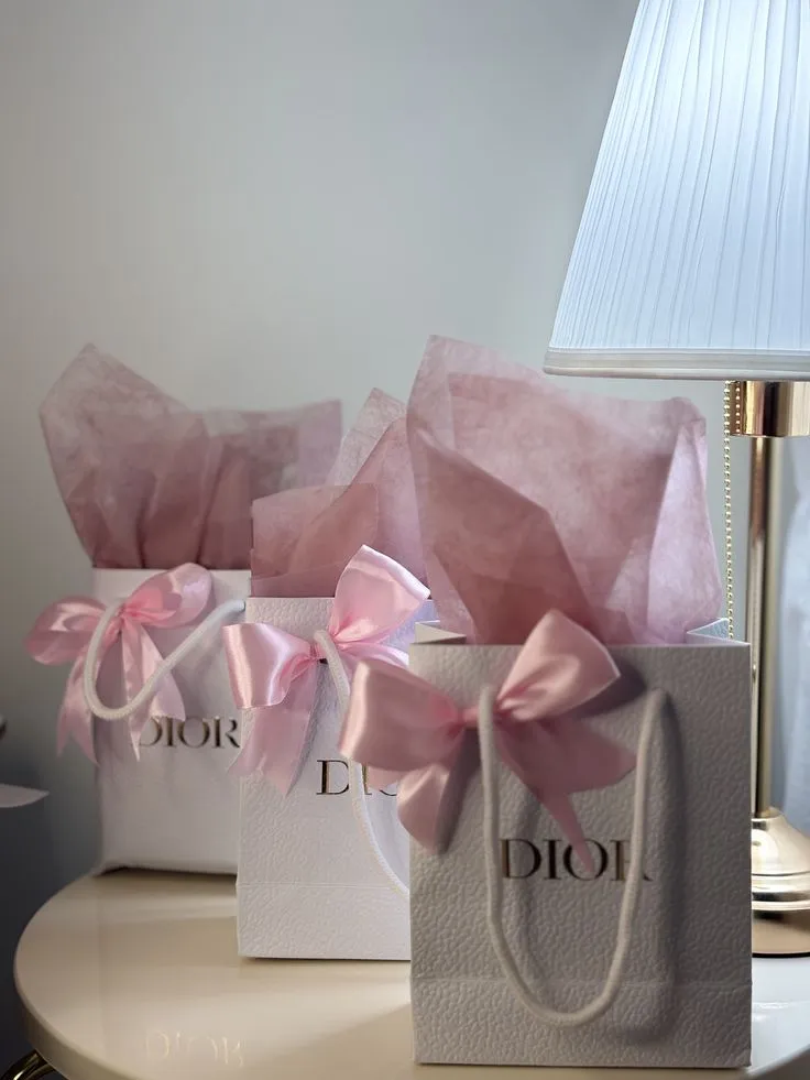 Bridesmaids Paper Bag image 11