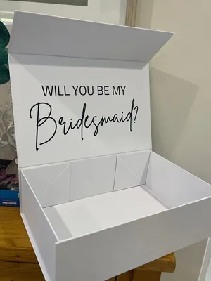 Bridesmaids Empty Box thumbnail 3