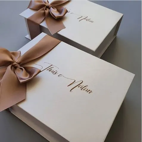 Bridesmaids Empty Box image 9
