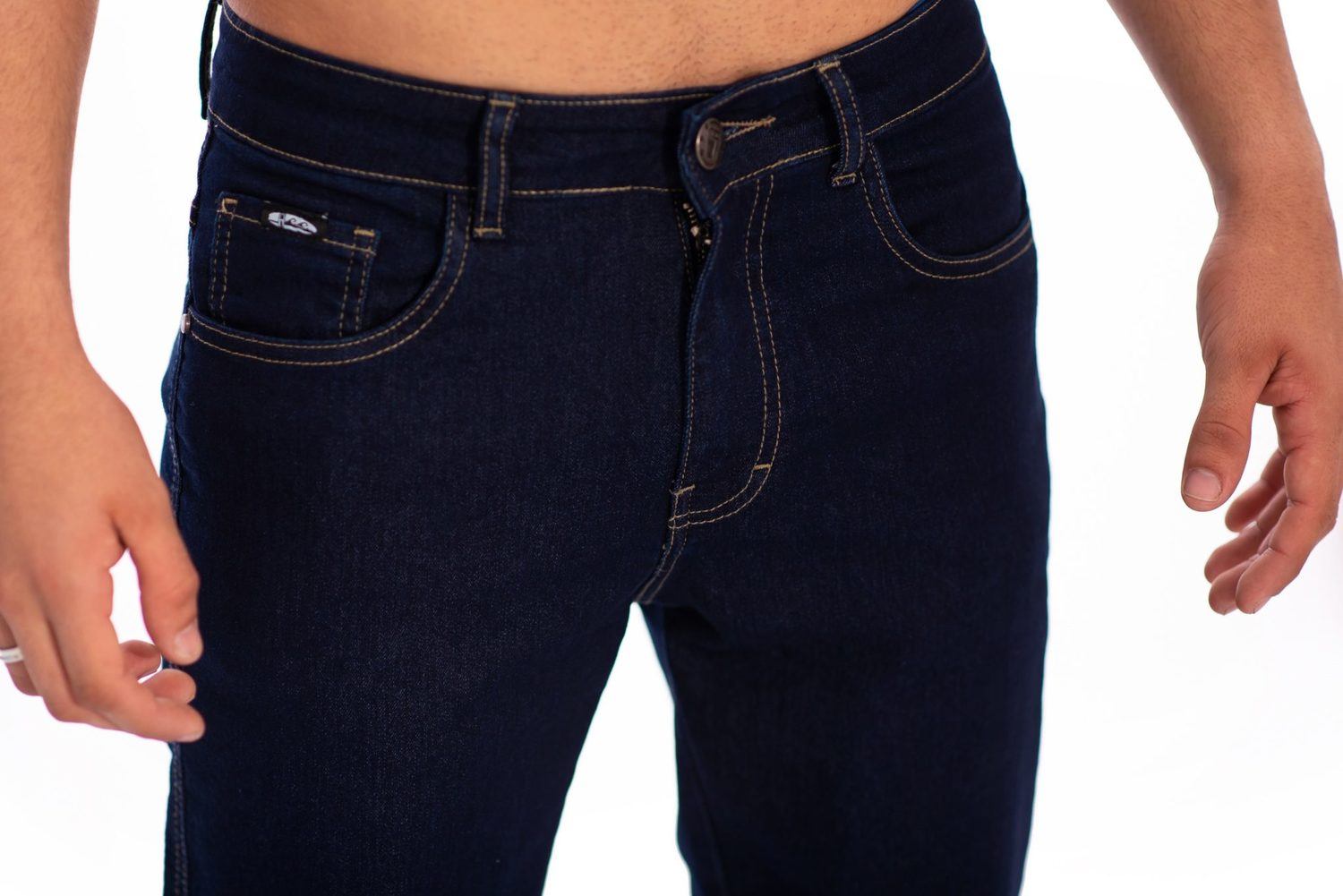 calça jeans masculina corte reto