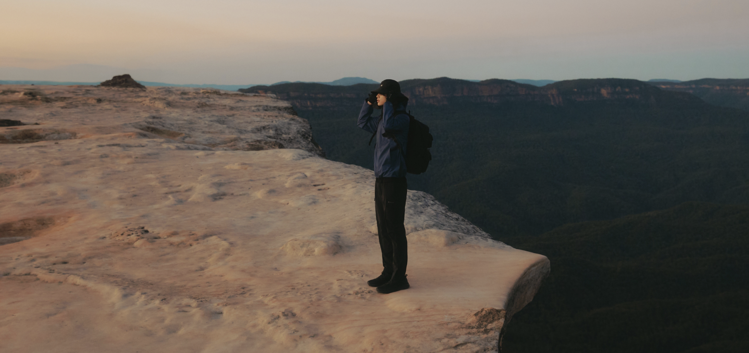 Snow Peak 26SS 남성 — 협곡 파노라마