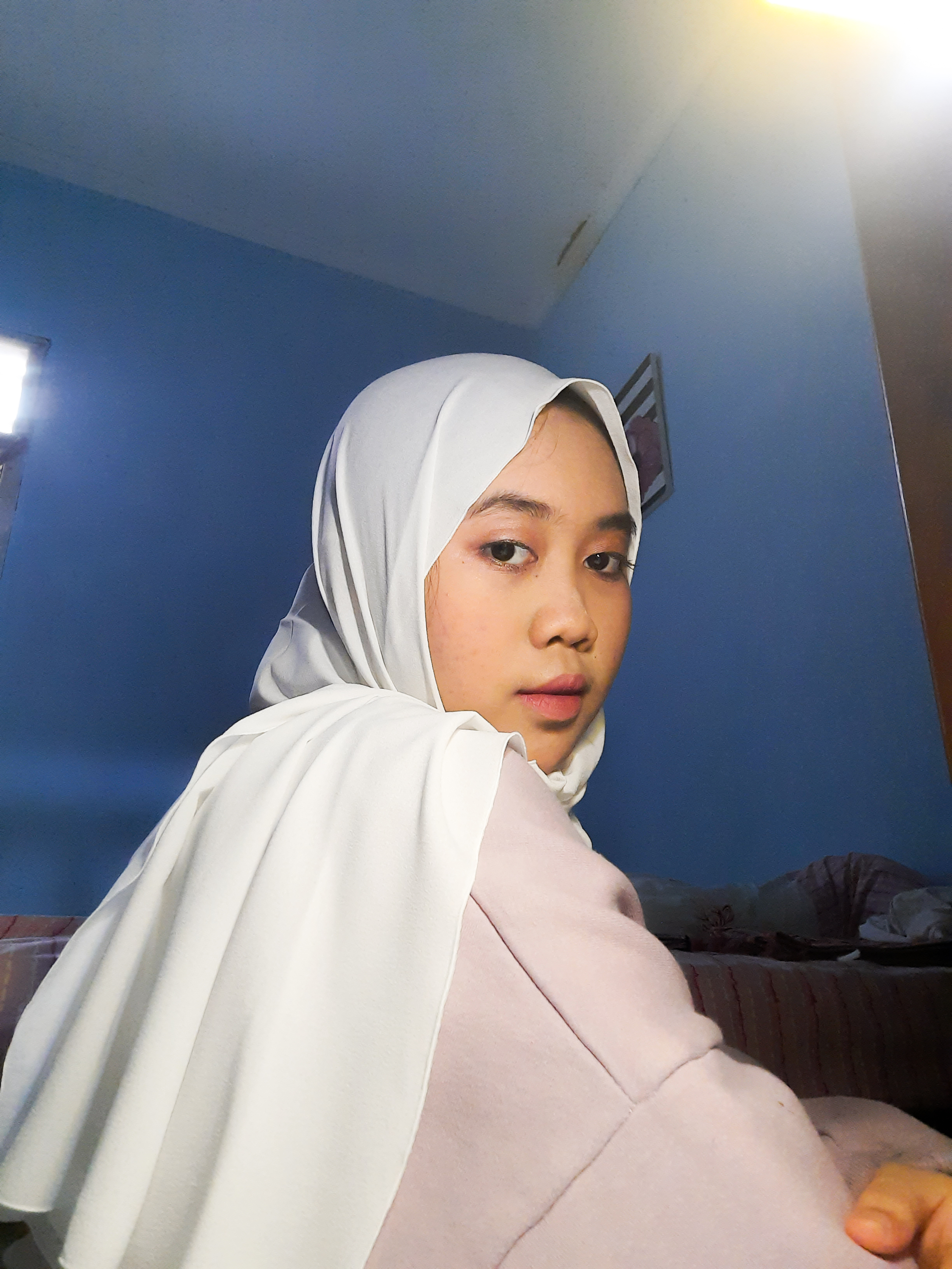 annisamcha