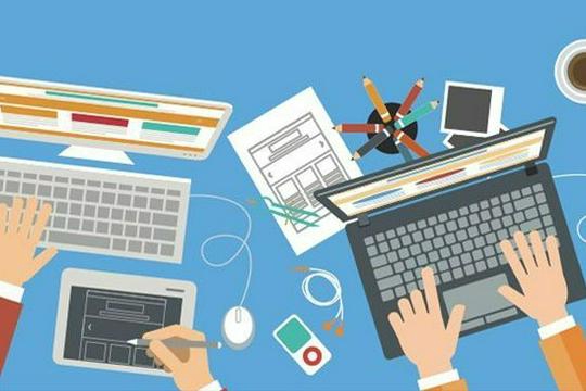 Quản trị viên trang Facebook: Freelancer quản lý và vận hành trang Facebook hiệu quả, tăng tương tác và thu hút khách hàng.