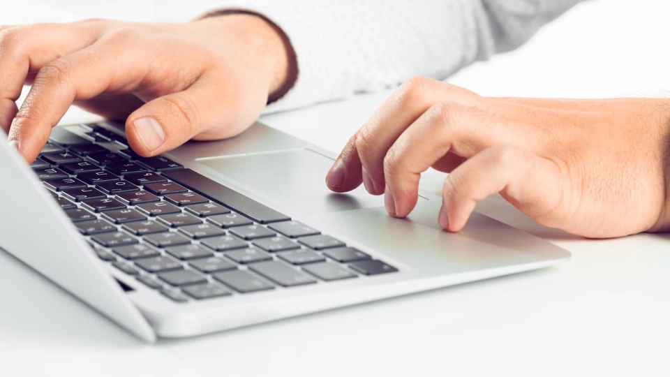 Dịch vụ đánh máy chuyên nghiệp với freelancer kinh nghiệm, đảm bảo chất lượng cao và thời gian giao hàng nhanh chóng.
