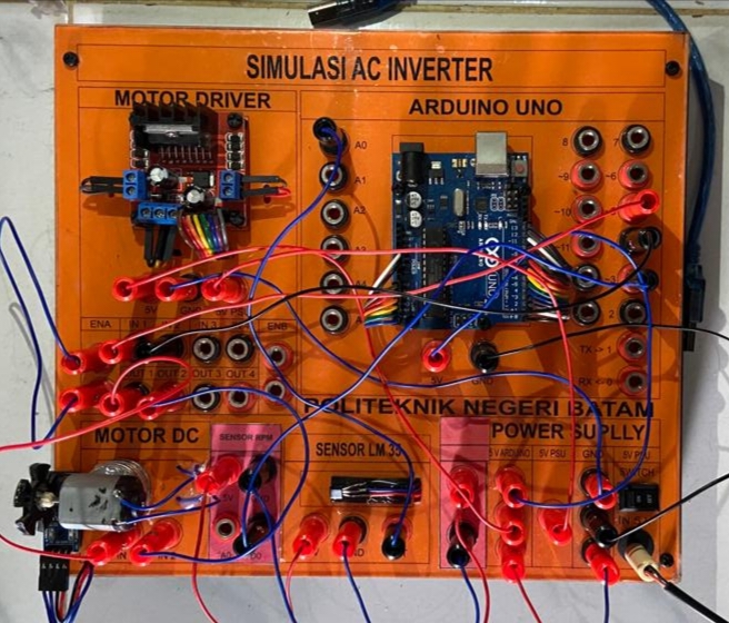 Jasa teknisi komputer untuk instalasi dan konfigurasi AC inverter dengan Arduino Uno.