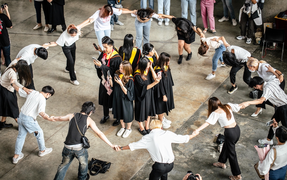 Photography - รับถ่ายภาพงานต่างๆ (รับปริญญา งานแต่ง งานบวช อีเว้น คอนเสิร์ต บินโดรน) - 7