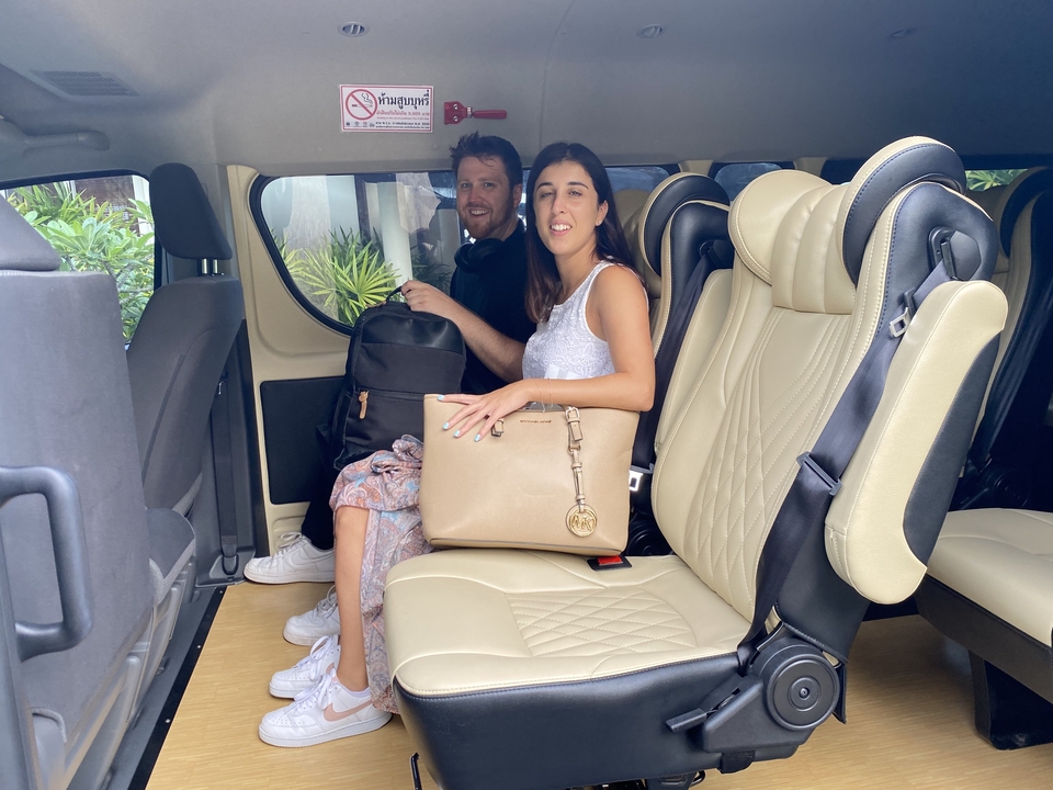 จ้างคนขับรถส่วนตัว บริการคนขับรถรายวัน หาคนขับรถ รับจ้างขับรถ คนขับรถหญิง รถตู้ส่วนตัว