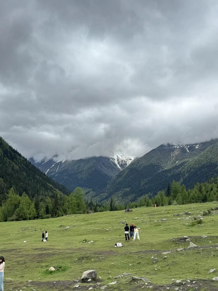 ไกด์ส่วนตัว พาเที่ยวภูเขาในจีน จ้างไกด์ส่วนตัว จีน ไกด์นําเที่ยว