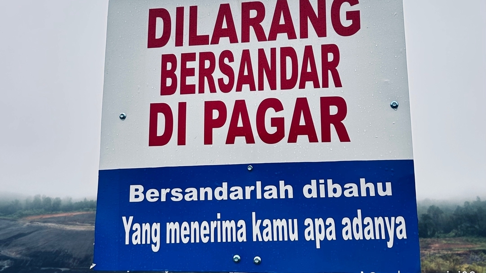Jasa pengembangan diri: Dilarang bersandar di pagar.  Konsultasi karir online, bimbingan konseling karir,  psikolog online. Layanan konsultasi online.