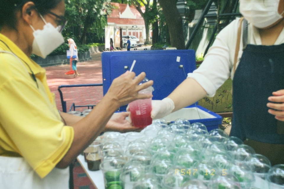 รับจ้างทำบุญออนไลน์ บริการใส่บาตร บริการตักบาตร บริการทำบุญ