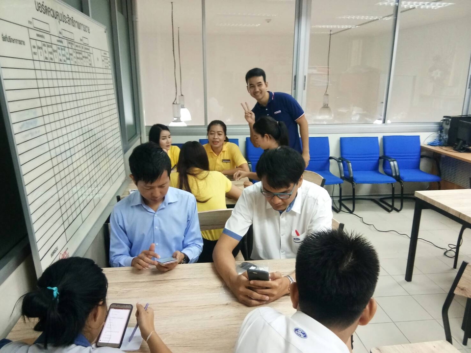 ผู้เชี่ยวชาญให้ความรู้เฉพาะด้าน - English for Corporate สอนภาษาอังกฤษองค์กร บริษัท กลุ่มพนักงาน - 2