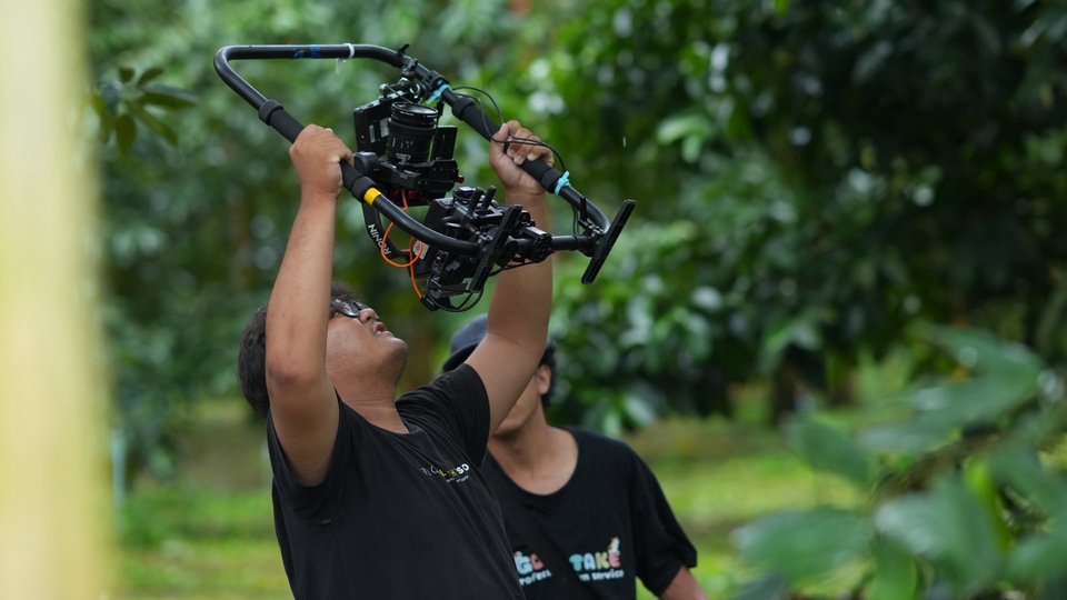 รับถ่ายวีดีโอ งานแต่ง งานอีเว้นท์ งานปาร์ตี้ ตัดต่อวีดีโอ ถ่ายวีดีโอ โปรโมทสินค้า