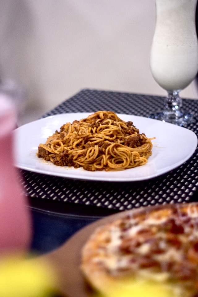 Jasa Fotografi Makanan dengan latar putih, untuk website freelance.