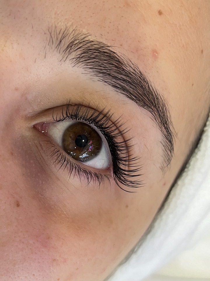 ต่อขนตานอกสถานที่ รับต่อขนตาถึงบ้าน รับต่อขนตาที่บ้าน