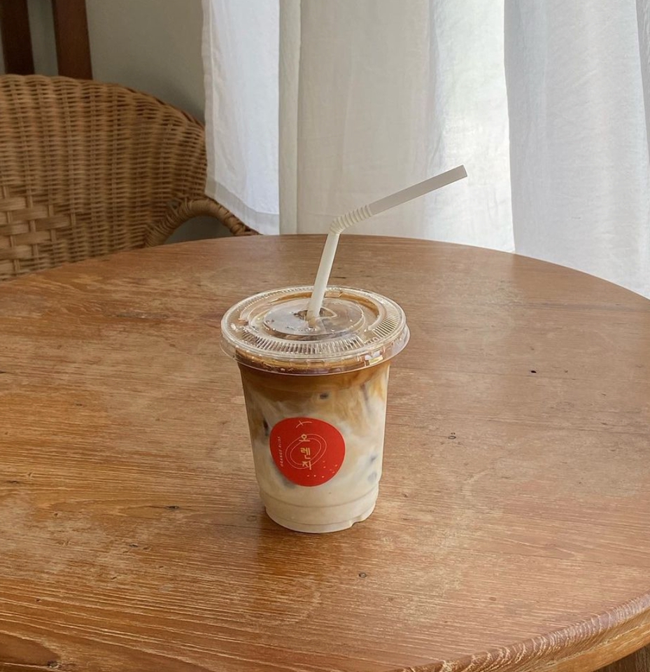 รับออกแบบโลโก้ร้านอาหารสไตล์มินิมอลโลโก้สวยดูแพง