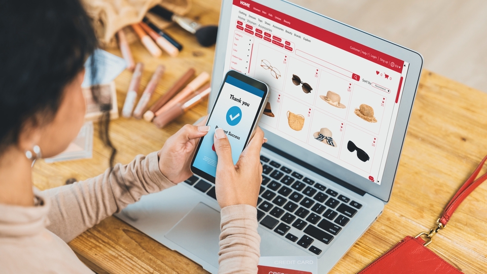 Jasa Iklan Google Shopping dan Google Merchant Center - Spesialis Iklan marketing di Google Ads, Meta Ads, Tiktok Ads, Shoope Ads.