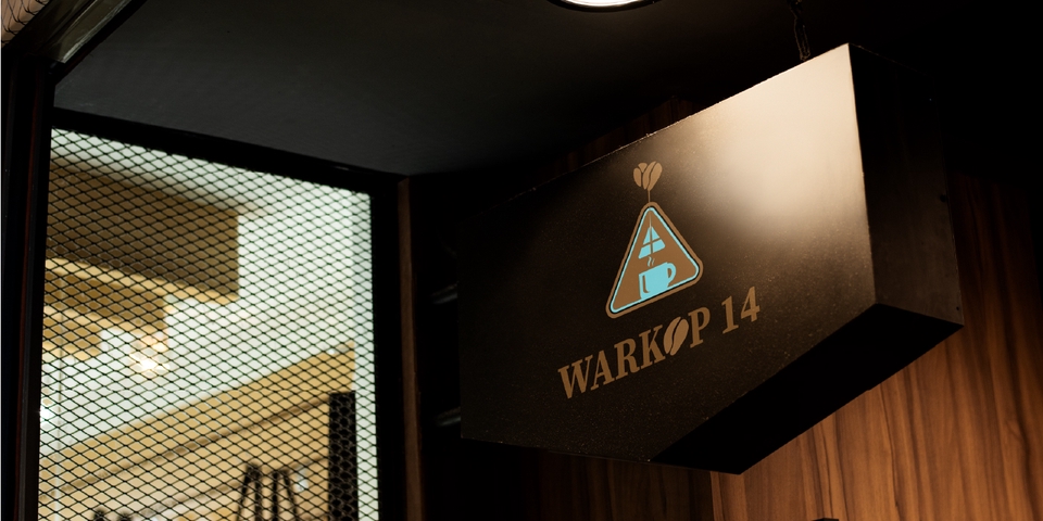 Jasa desain logo online untuk warung makan, desain logo cafe dan restoran dengan harga terjangkau.