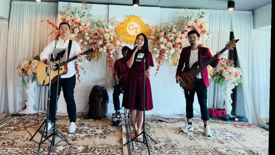 วงดนตรี แจ๊ส  สำหรับงานแต่งงาน  หานักดนตรี จ้างวงดนตรี  วงดนตรี jazz