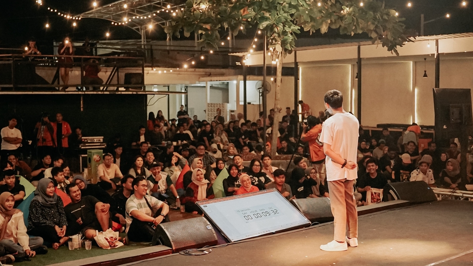 Jasa Lainnya di Gaya Hidup - Talent Stand Up Comedy