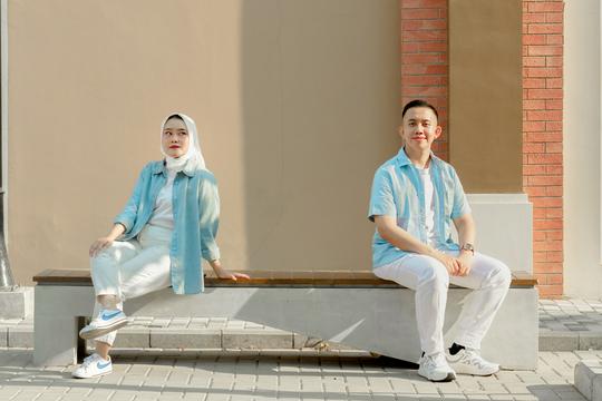 Jasa Foto Lamaran Pernikahan/Tunangan Profesional - Fotografi Engangement, Wisuda, Pesta JABODETABEK format film 35mm (Kamera Analog)