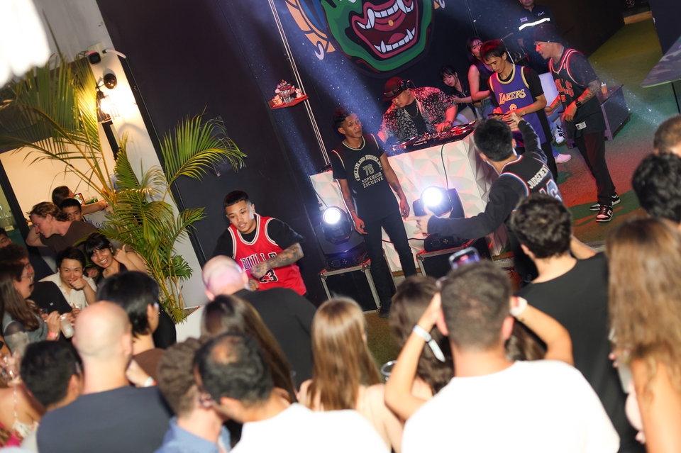 จ้างดีเจเปิดแผ่นงานปาร์ตี้ ดีเจมืออาชีพ ราคาดี