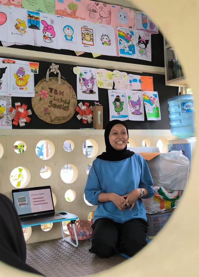 Jasa pengembangan diri: Konsultan memberikan bimbingan konseling karir dan pengembangan diri kepada klien. Konsultasi karir online, bimbingan konseling.