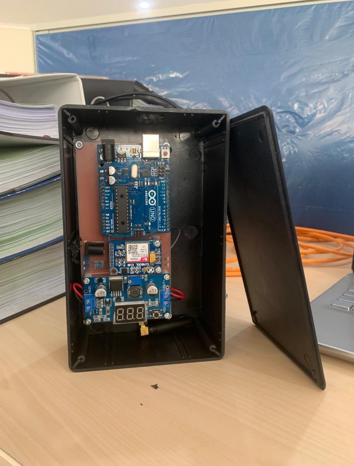 Jasa pembuatan robot line follower dengan arduino, pembuatan robot dengan arduino, jasa elektronik membuat robot arduino