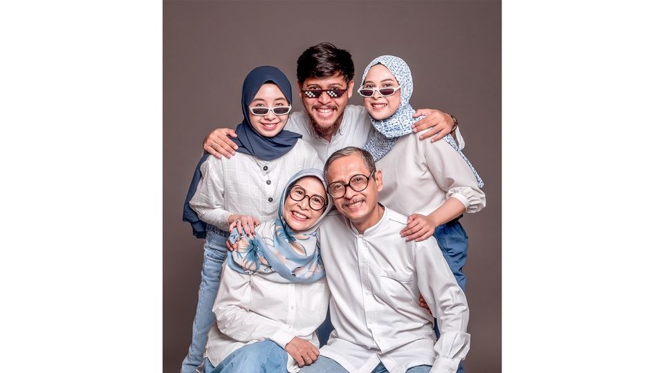 Fotografi - Personal Portrait, Group, Family Photographer - Jakarta (Jabodetabek) - 10