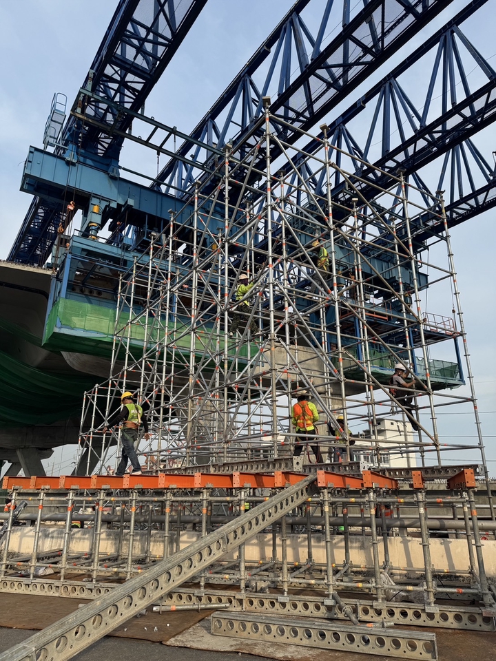 รับเขียนแบบโครงสร้างอาคาร โครงสร้างเหล็ก งานก่อสร้าง เขียนแบบบ้าน ออกแบบบ้าน 2 ชั้น