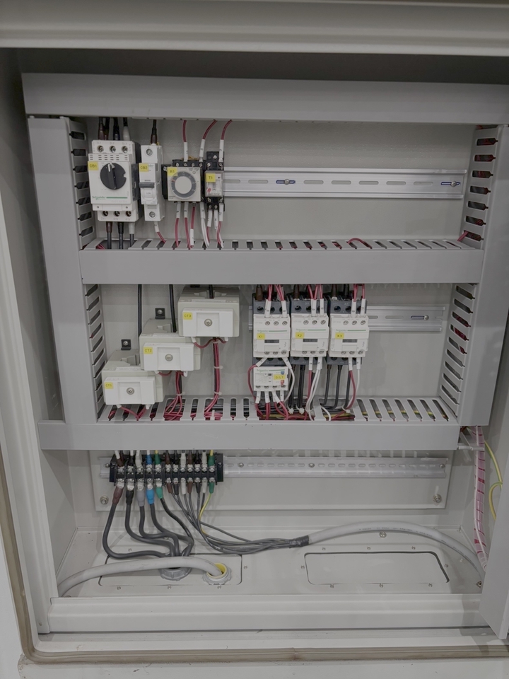 รับเดินสายไฟและติดตั้งระบบไฟฟ้าภายในบ้านครบวงจร ช่างไฟฟ้าชำนาญงาน บริการทั่วประเทศ