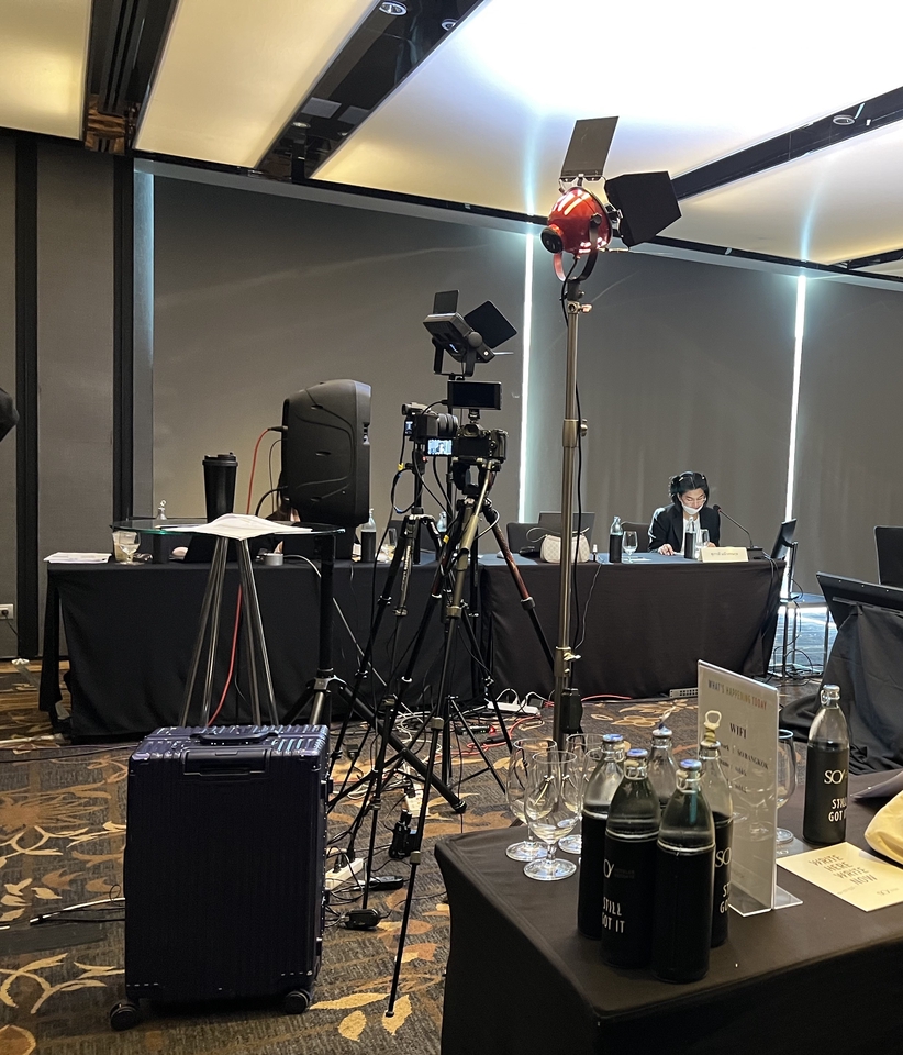 ถ่ายและตัดต่อวีดีโอ - - ให้บริการระบบถ่ายทอดสดภาพและเสียง ด้วยโปรแกรม OBS / VMIX ทำงานร่วมกับระบบ VDO Conference ต่าง ๆ - 2