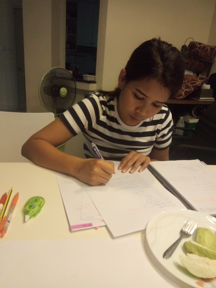 ติวเตอร์ และผู้เชี่ยวชาญที่ให้ความรู้เฉพาะด้าน - Easy English with Kru Joy - 5