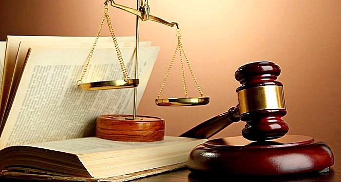 Hukum - Memberikan jasa konsultasi hukum mengenai kasus hingga review perjanjian. - 5