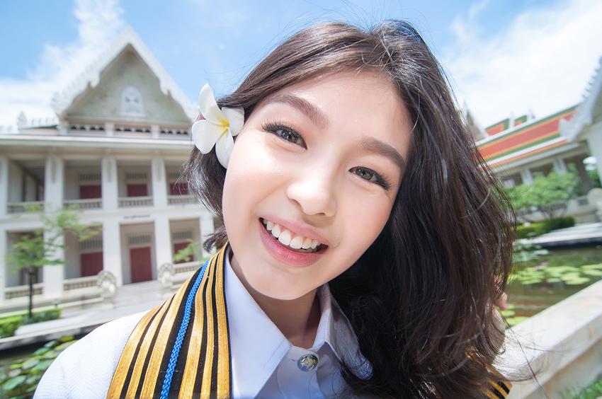 ช่างภาพ รับถ่ายภาพ รับถ่ายภาพบุคคล รับถ่ายภาพโปรไฟล์ ถ่ายรูปรับปริญญา ช่างภาพรับปริญญา กรุงเทพฯ