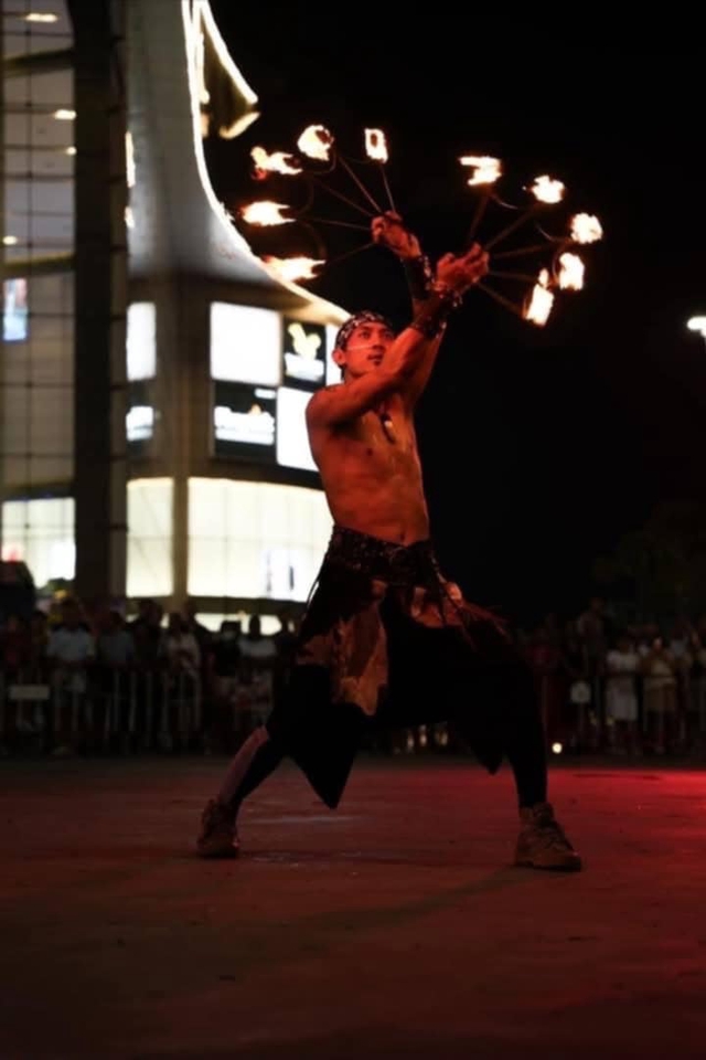 อื่นๆ - รับแสดงโชว์ควงกระบองไฟ – พ่นไฟ โดยทีมงานมืออาชีพ - 7