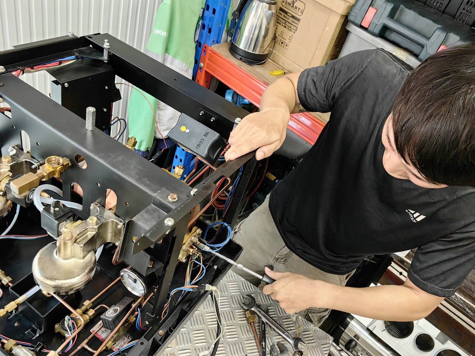 รับตรวจเช็ค และซ่อมเครื่องชงกาแฟ นอกสถานที่