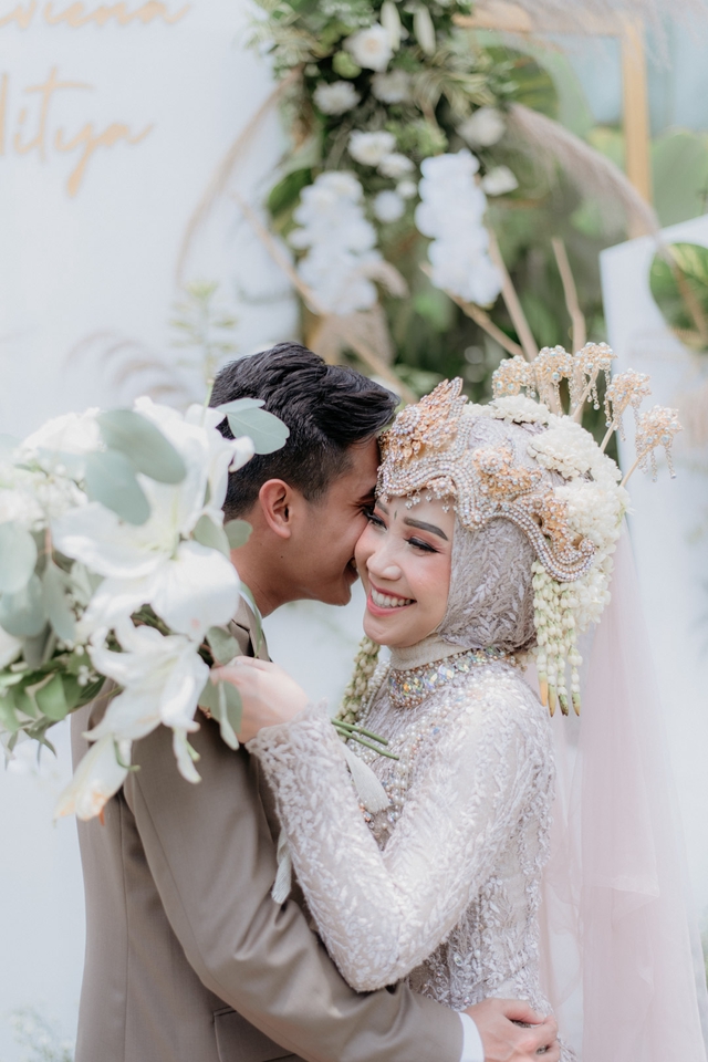 Fotografi - [Jabodetabek] Jasa foto personal photoshoot, graduation, wedding, dan prewedding - 18