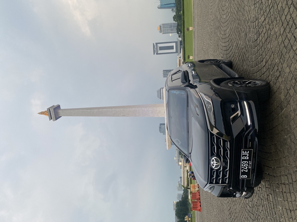 Travelling - Jasa Sewa Rental Mobil Fortuner Jakarta Ke Bandung atau Dalam Kota Tangerang - 4