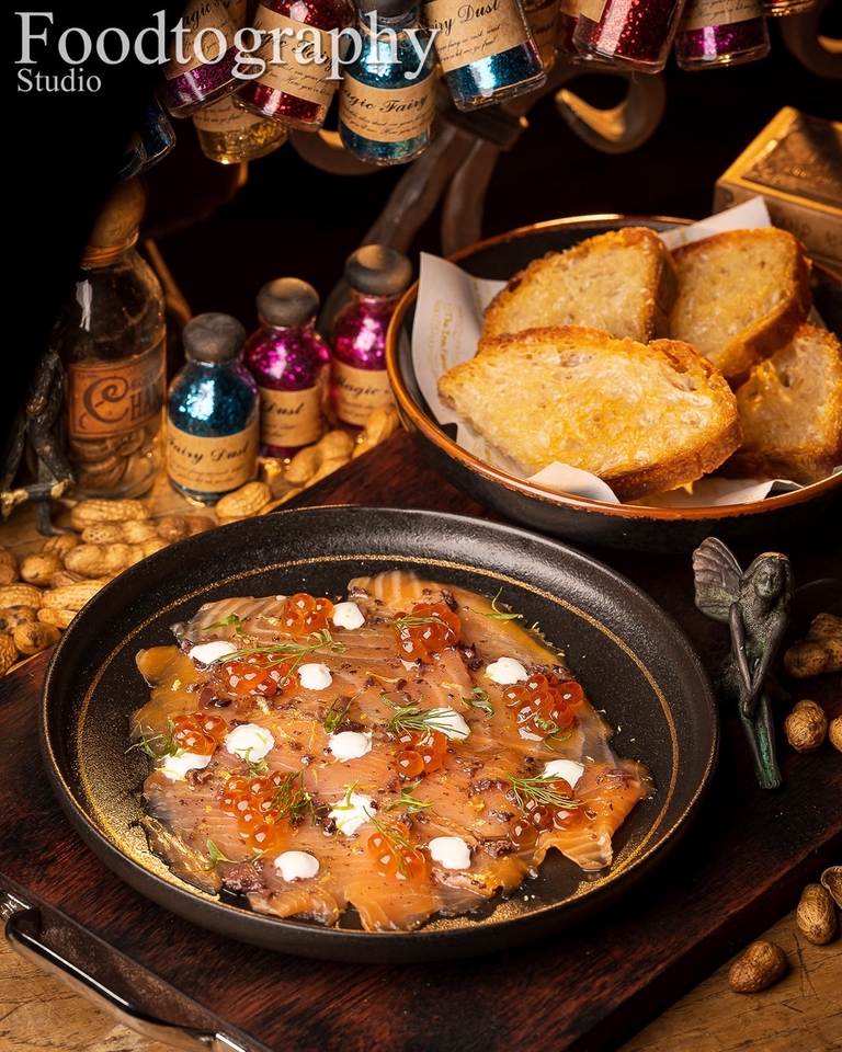 จัดพร็อพถ่ายภาพอาหาร ตกแต่งอาหาร สไตล์ลิสอาหาร ฟู้ดสไตลิสต์ รับจัดพร็อพ สไตล์ลิสต์ส่วนตัว