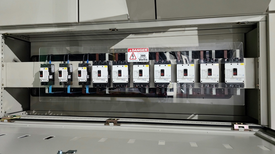 รับเขียนแบบระบบไฟฟ้า 380 โวลต์ สำหรับอาคารบ้านพักอาศัย อพาร์ทเม้นท์ โรงงาน และอื่นๆ