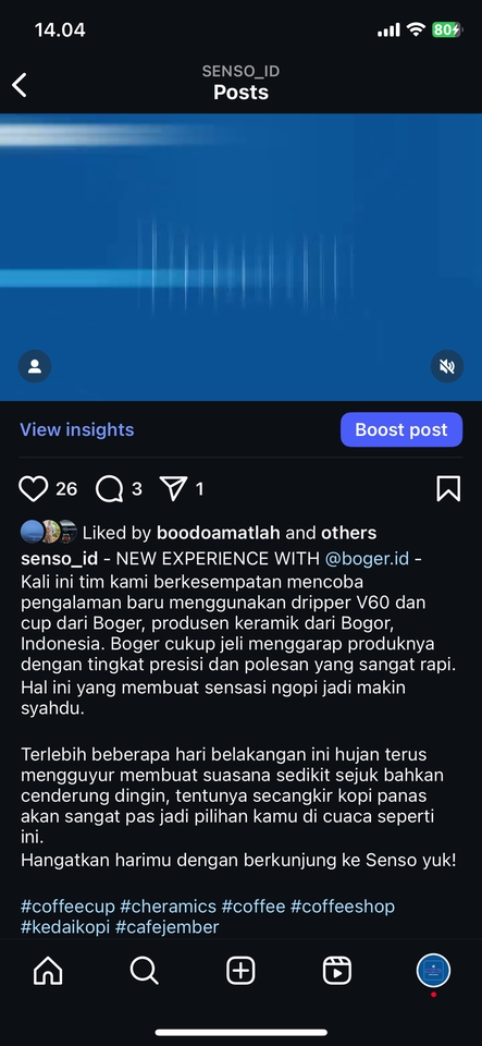 Caption ig lucu tentang pengalaman mencoba sensasi ngopi yang berbeda menggunakan cangkir keramik dari Bogor.